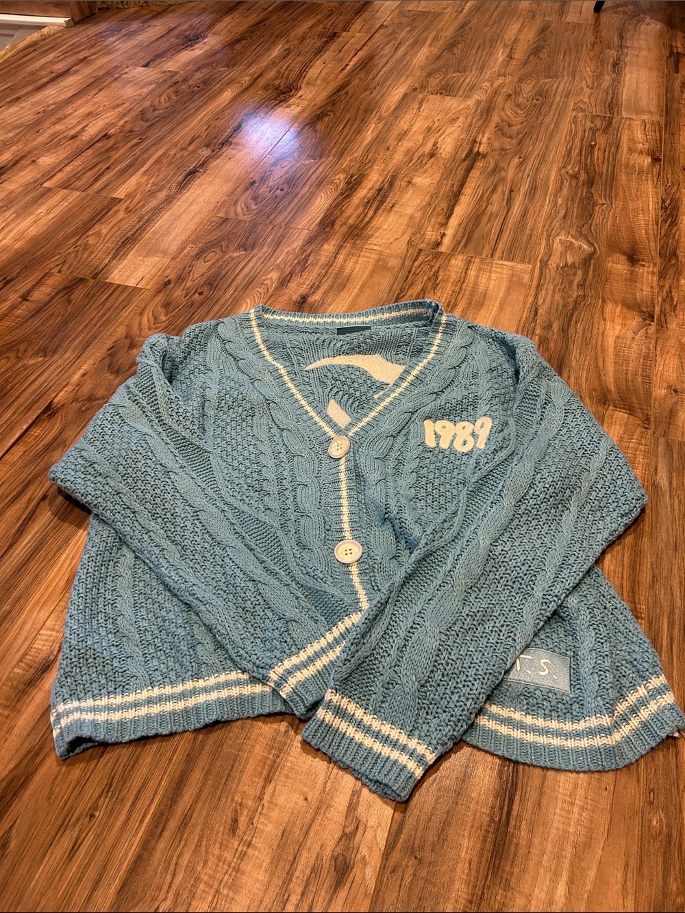 Taylor swift 1989 Blue Cable Knit V-Neck Cardigan Sweater with Contrast Trim